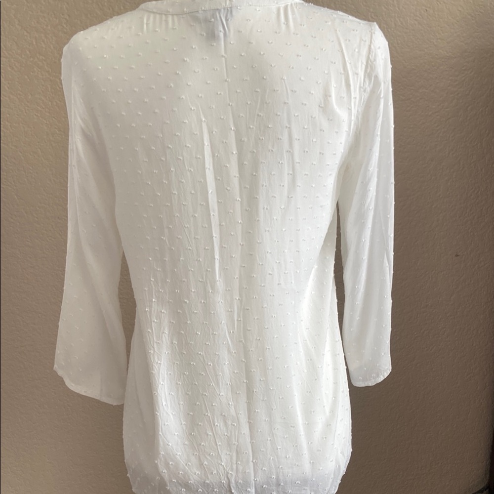Embroidered White Blouse with Intricate Embroidered Design, Tommy Bahama, sz XXS - Picture 3 of 9